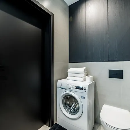 Na Jezycach - Modena31 By Bookinghost * Posen