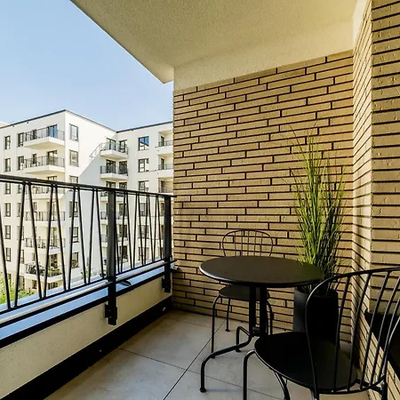 Apartment Na Jezycach - Modena31 By Bookinghost Posen